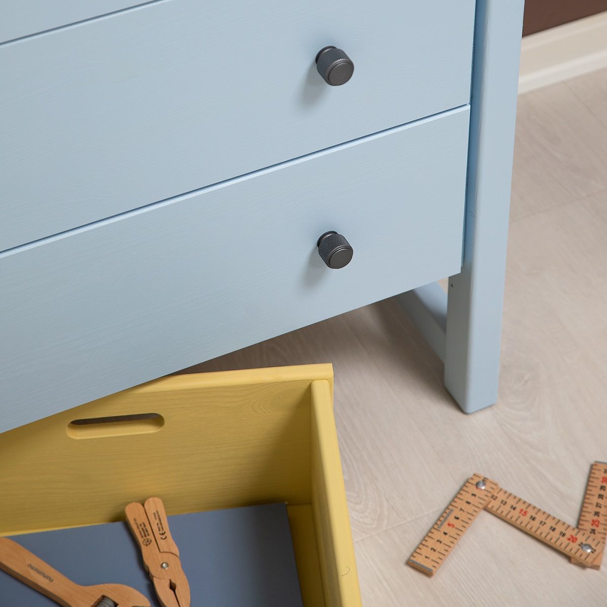 image - Vigso-kommode-5-skuffer