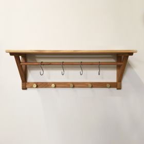 Hattehylde i eg L100 cm. (knager i messing-look)