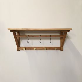 Hattehylde i eg L80 cm. (knager i messing-look)