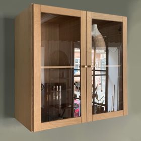 Vitrineskab i eg - KUBIK eg med glaslåger (70x70x32 cm.)