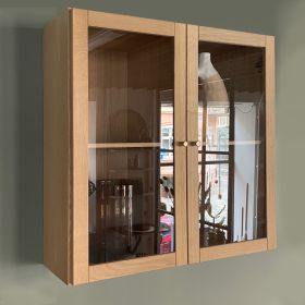 Vitrineskab i eg - KUBIK eg med glaslåger (70x70x19 cm.)